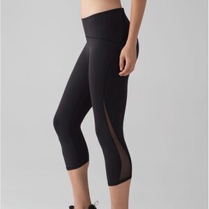Lululemon Train Times Crop (17") Black great pre owned condition mesh detail